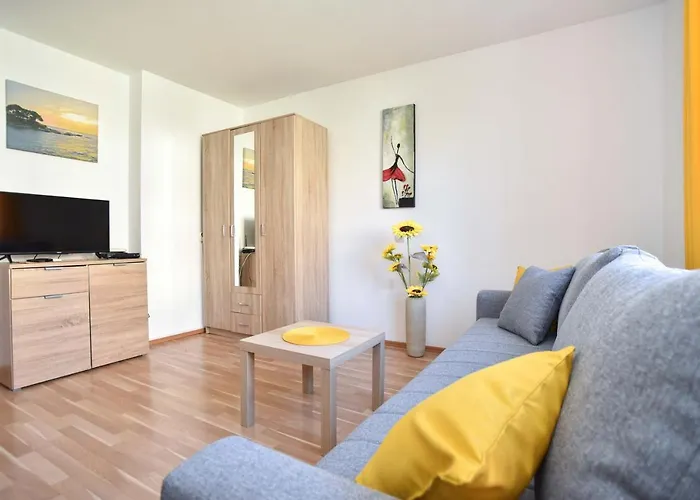 Apartment Near Old Town